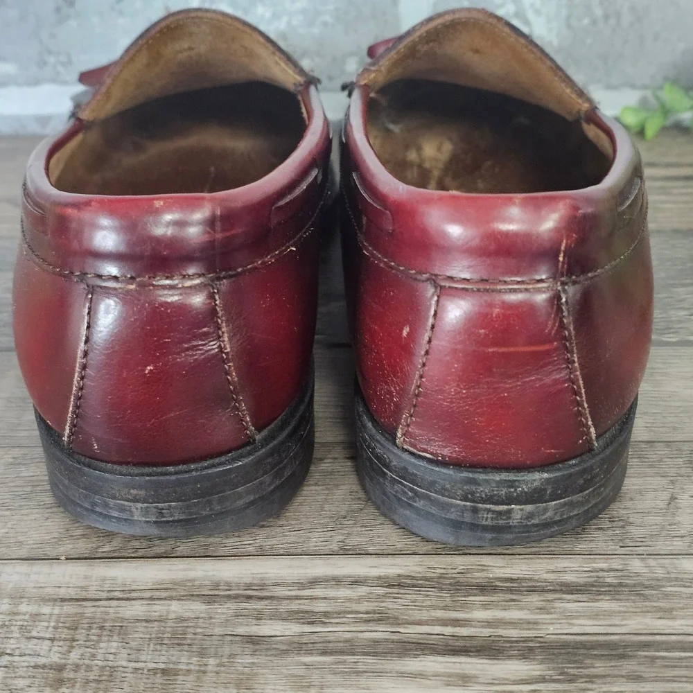 G.H. Bass & Co Oxblood Tassel Loafers‎ Mens 9.5 D Leather Slip On Burgundy VTG.